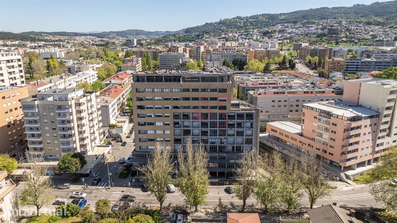 Apartamento T4 Duplex em São Victor, Braga – Exclusividade, Espaço e C - Grande imagem: 3/35