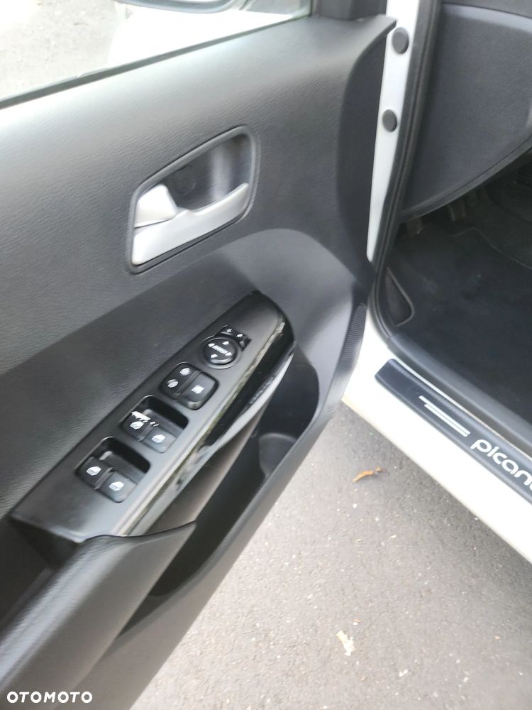 Kia Picanto 1.0 Attract - 11