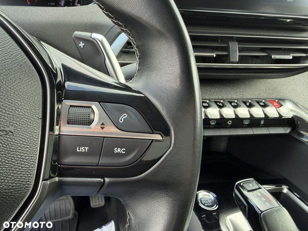 Peugeot 3008 BlueHDi 130 Stop & Start EAT8 Allure Pack - 22