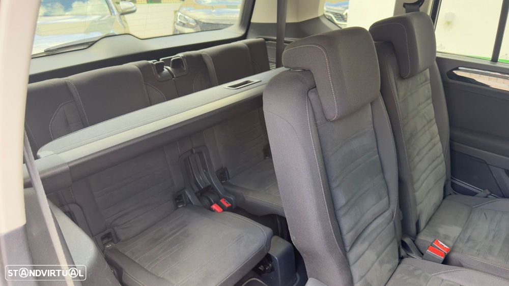 VW Touran 2.0 TDI Highline - 16
