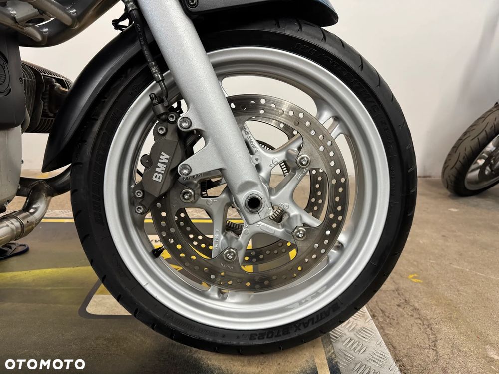 BMW R - 8