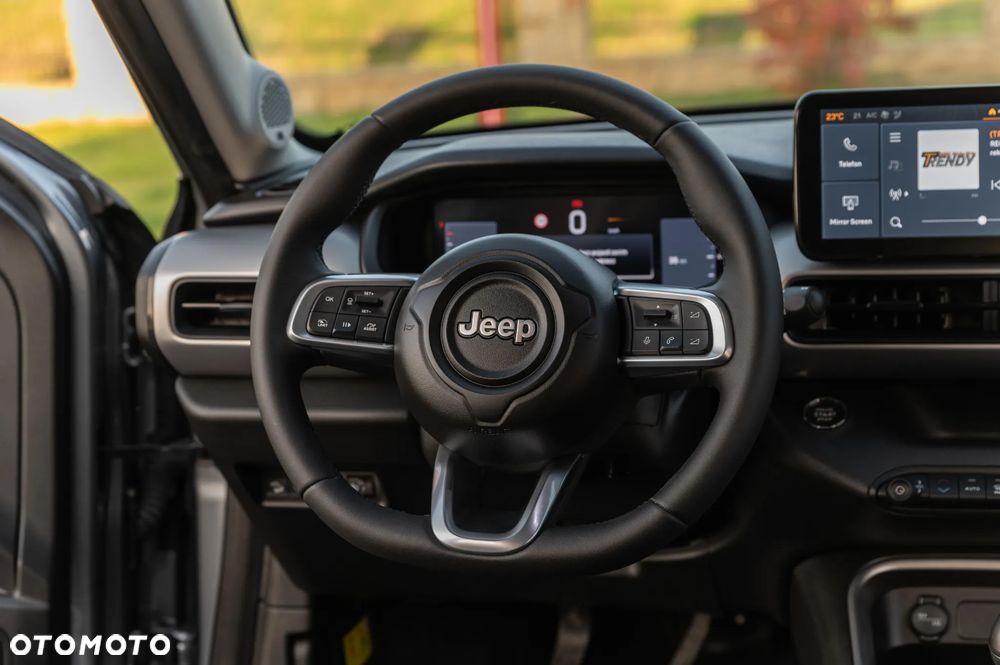 Jeep Avenger 1.2 GSE T3 Turbo-Benzin GDI Longitude - 22