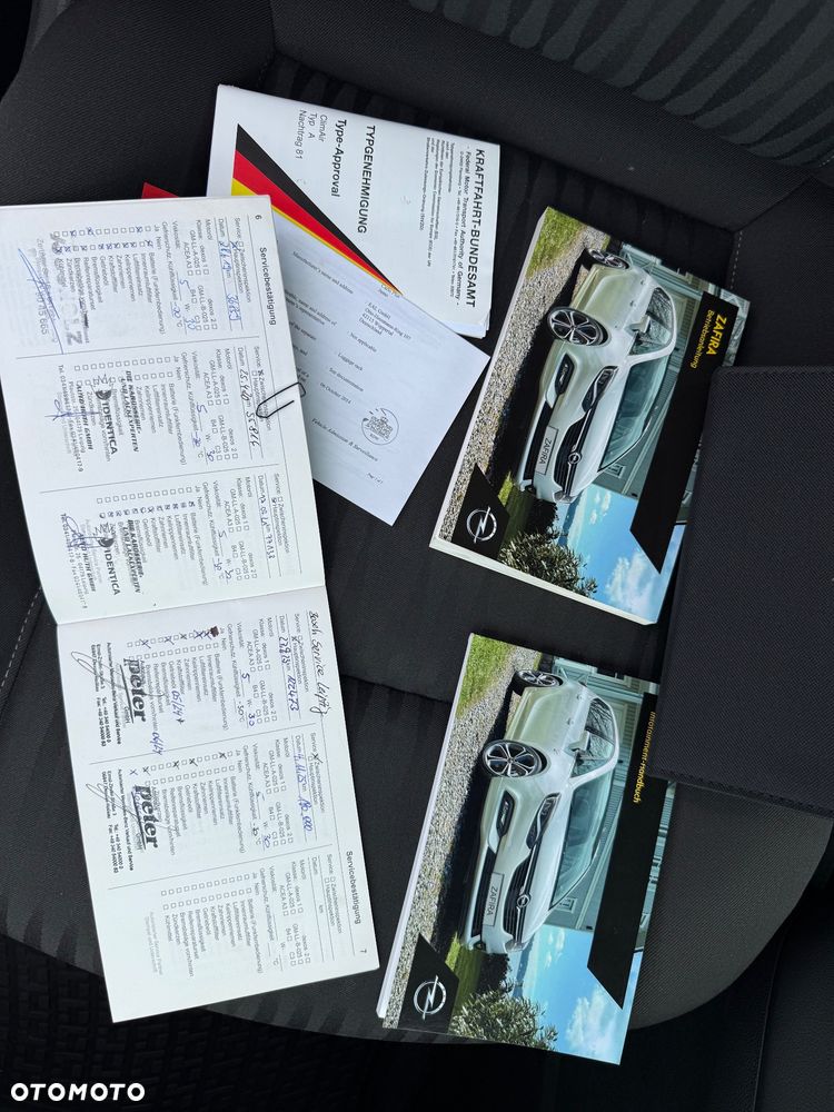 Opel Zafira 2.0 D Automatik Active - 17