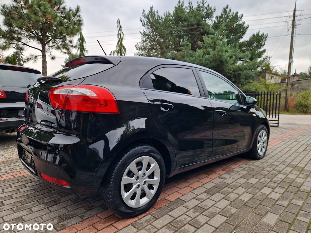 Kia Rio 1.2 Dream-Team Edition - 14