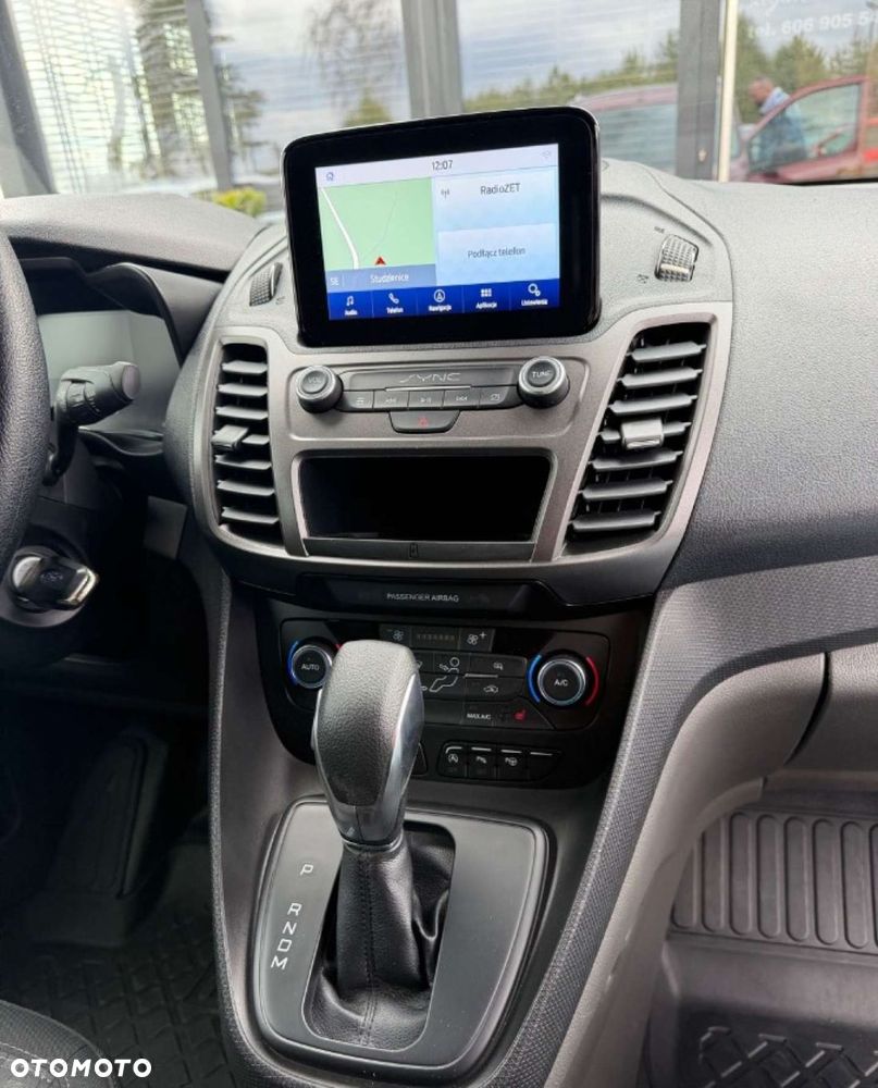 Ford Transit Connect - 9
