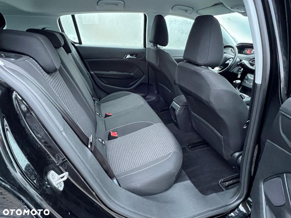 Peugeot 308 BlueHDi 130 Active Pack - 17