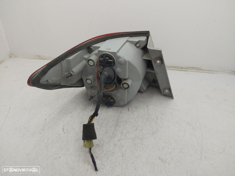 Farolim Stop Dto Chevrolet Epica (Kl1_) - 2