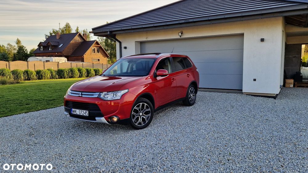 Mitsubishi Outlander 2.2 DID Intense + - 22