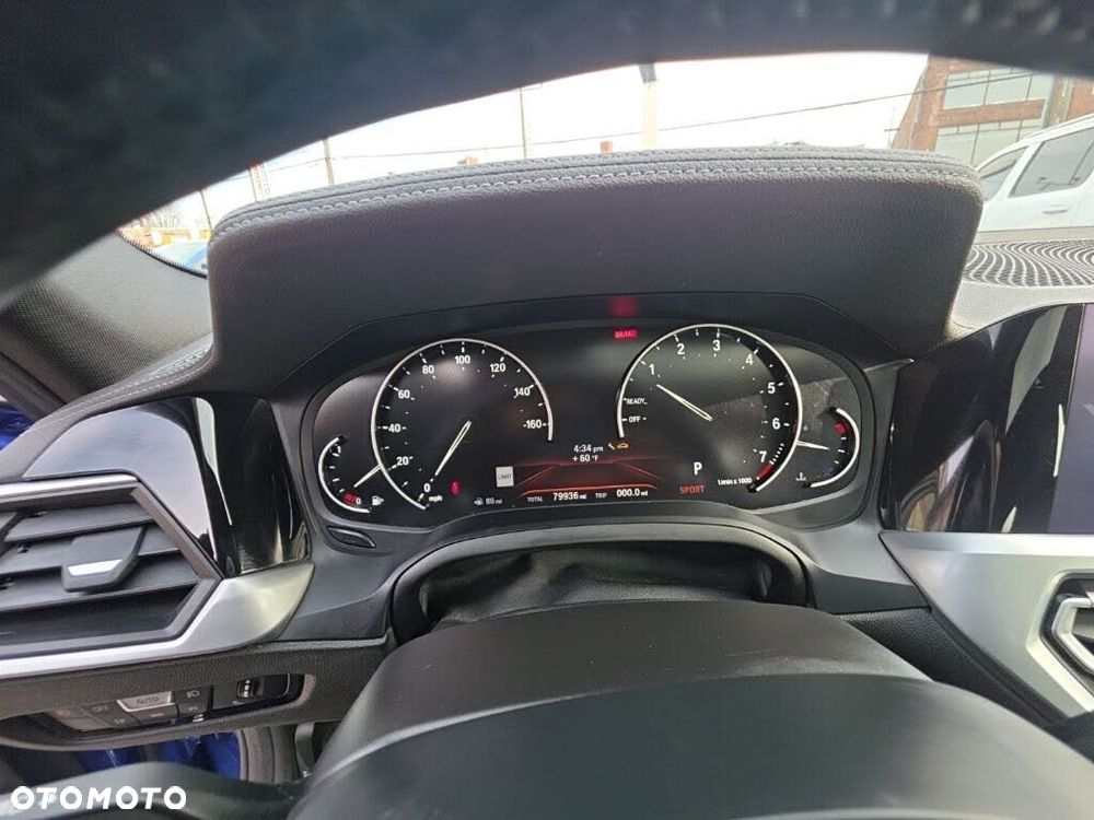 BMW Seria 3 330i xDrive M Sport - 8