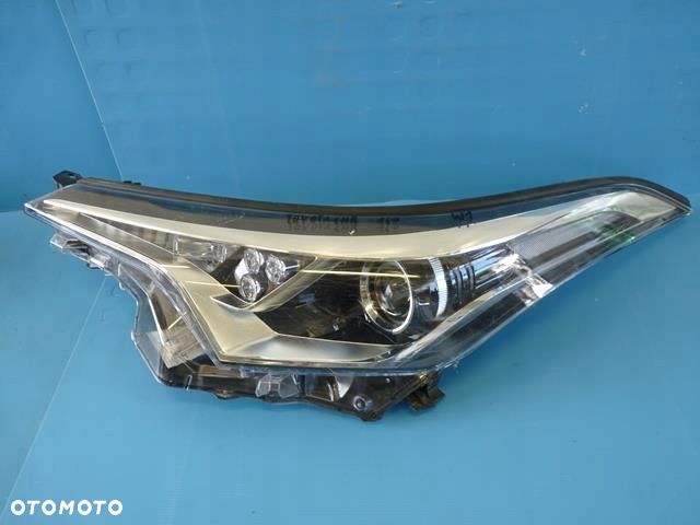 Toyota CHR Lampa Lewy Przód Led 6pin - 1