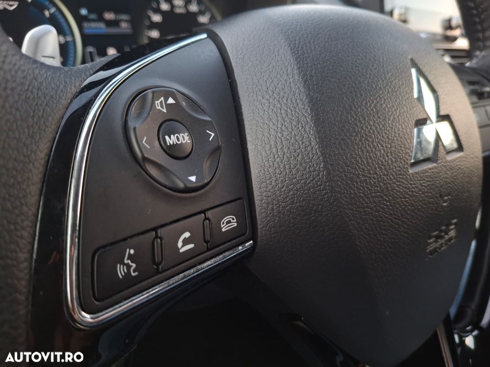 Mitsubishi Eclipse-Cross - 28
