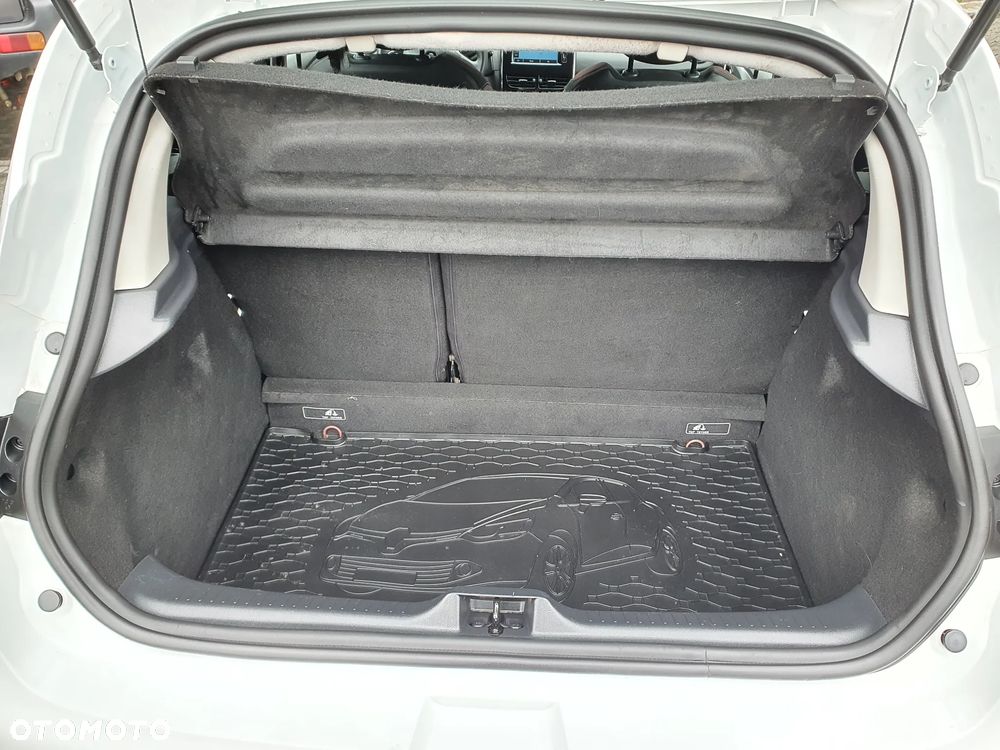 Renault Clio - 9