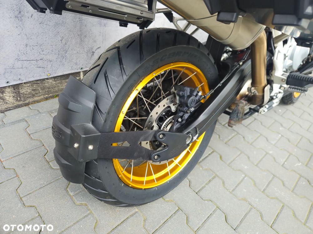 BMW GS - 25