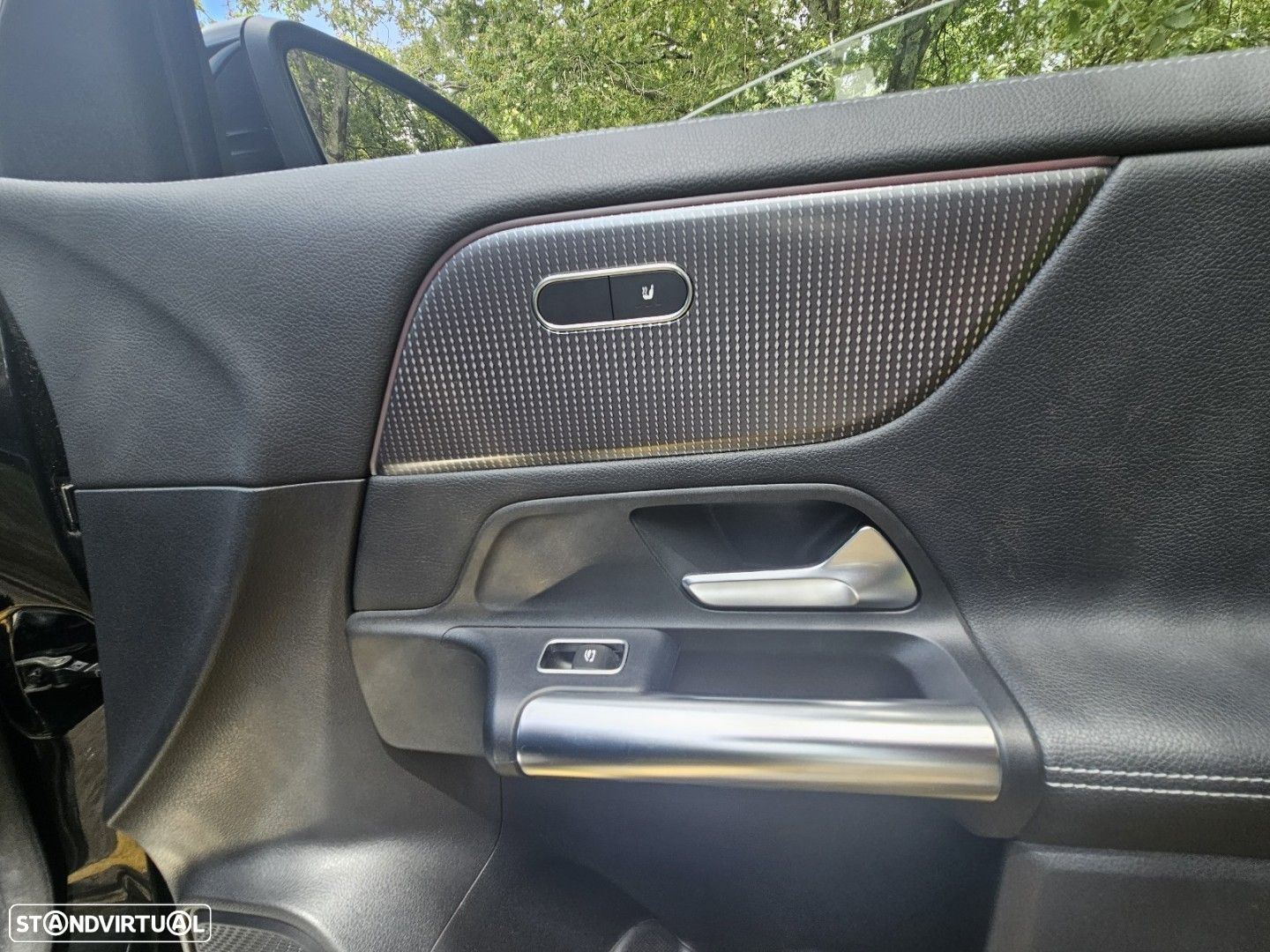 Mercedes-Benz GLA 180 d 8G-DCT - 46