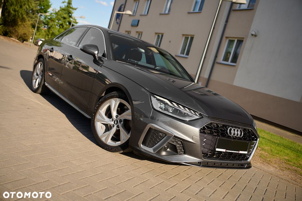 Audi A4 Limousine 35 TFSI S tronic S line - 1
