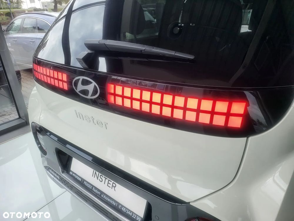 Hyundai Inster 49kWh Modern - 9