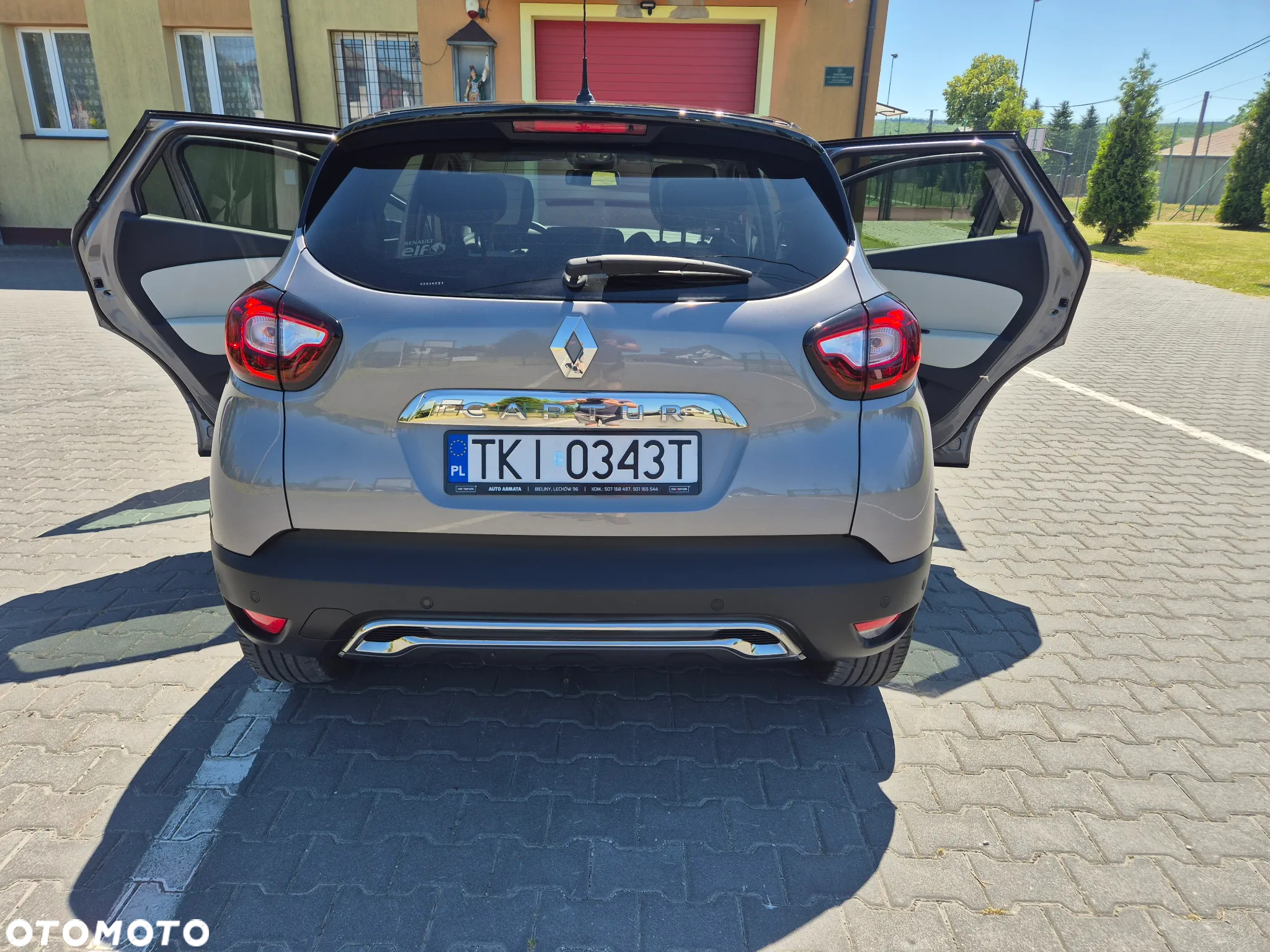 Renault Captur 1.3 TCe Intens EDC - 23