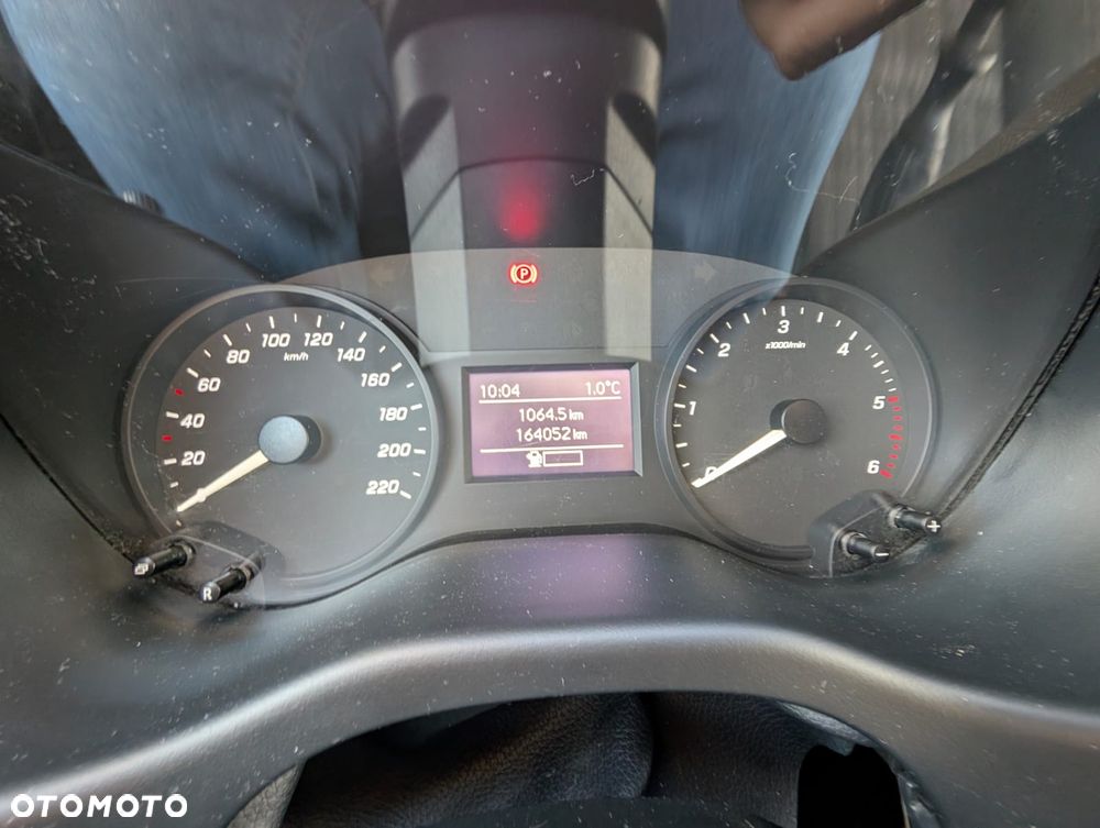 Mercedes-Benz Vito - 22