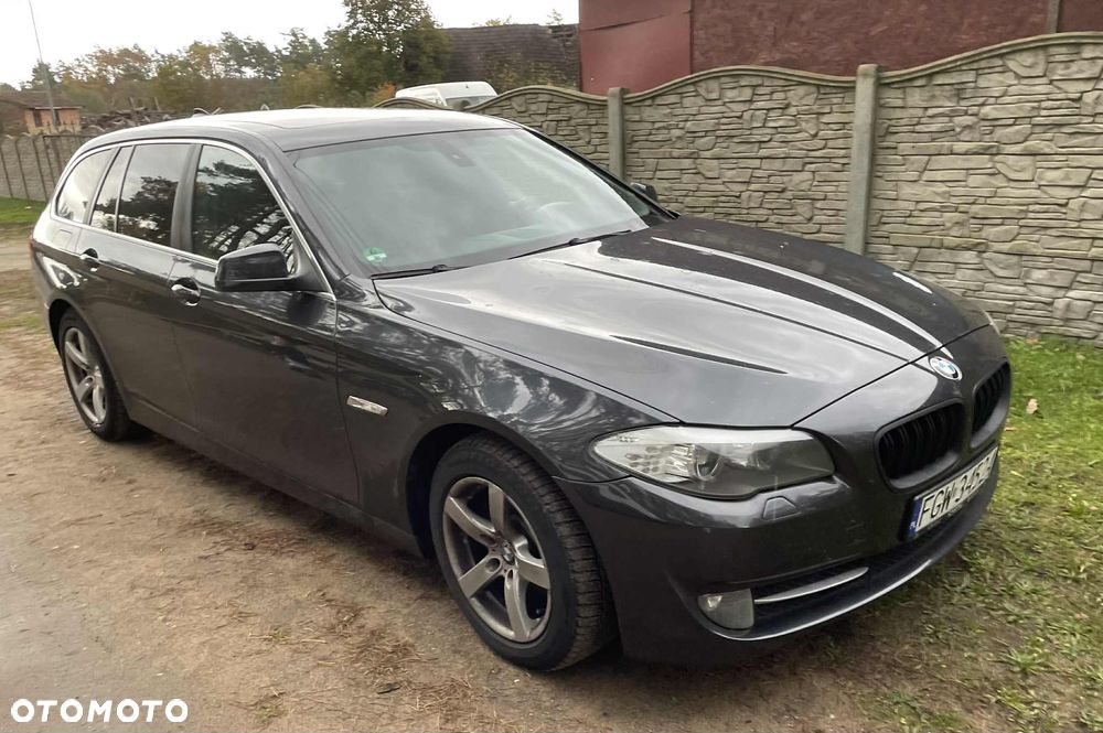 BMW Seria 5 520d - 4