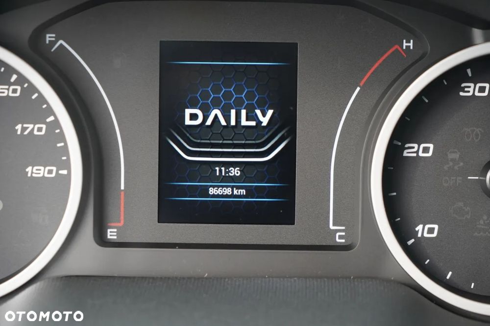 Iveco DAILY 35-180 / KONTENER / AUTOMAT HI-MATIC  / BLIŹNIAK / 2022 / SPROWADZONY - 39