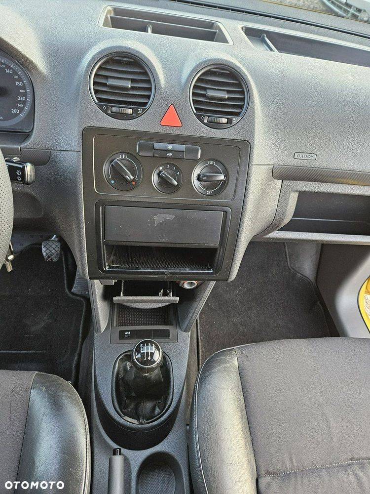 Volkswagen Caddy - 9