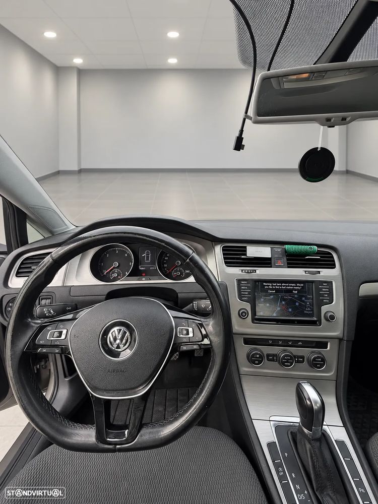 VW Golf - 9