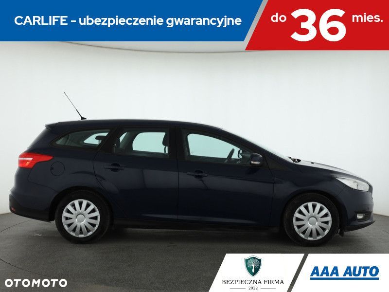 Ford Focus SW - 8