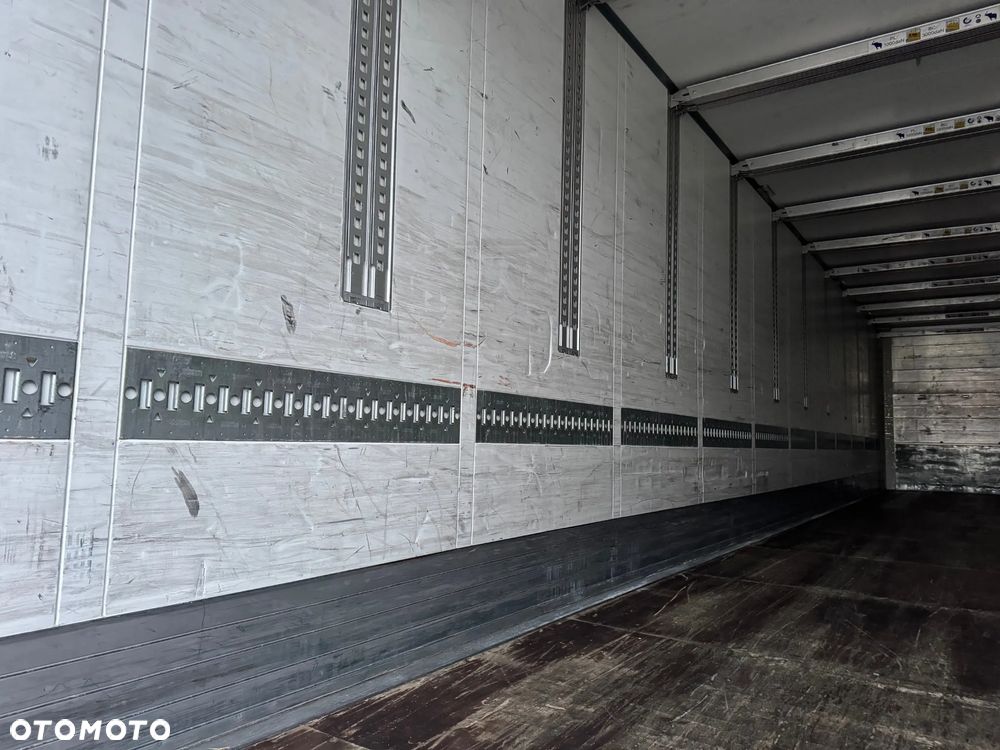 Schmitz Cargobull Izoterma , Doppelstock, oś podnoszona - 13