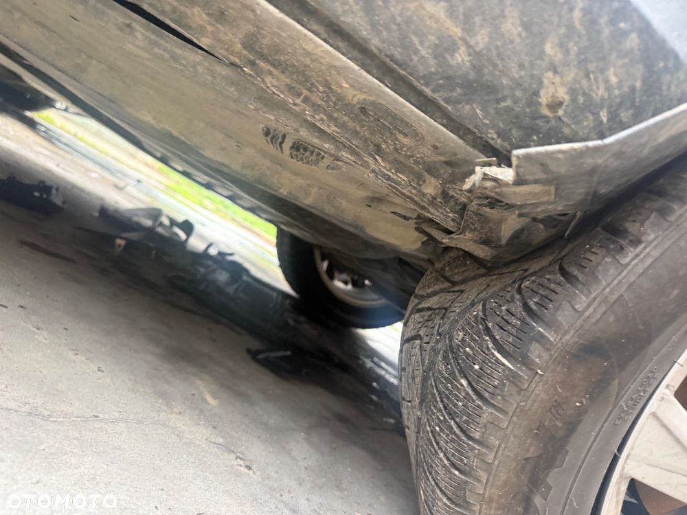 Volkswagen Tiguan 2.0 TDI SCR 4MotION DSG R-Line - 7