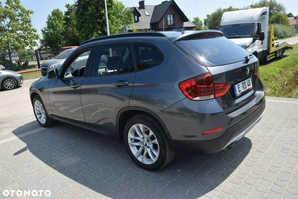 BMW X1 xDrive18d - 16