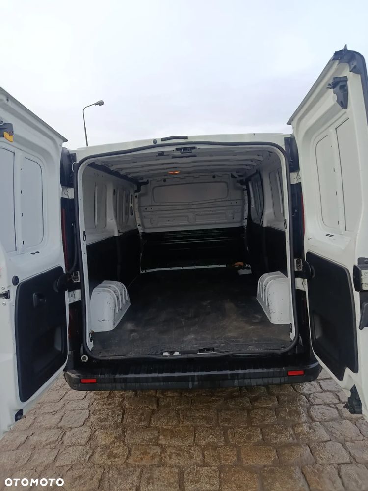 Renault Trafic - 8