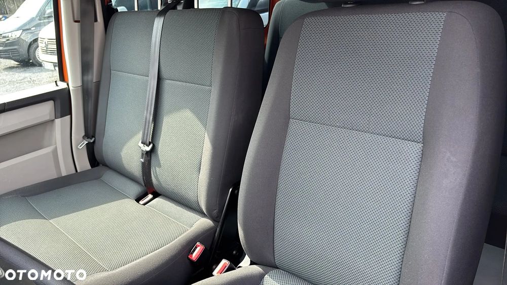 Volkswagen Transporter - 17