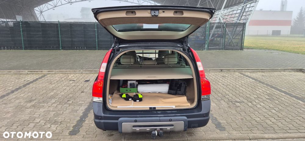 Volvo XC 70 D5 AWD Summum - 12