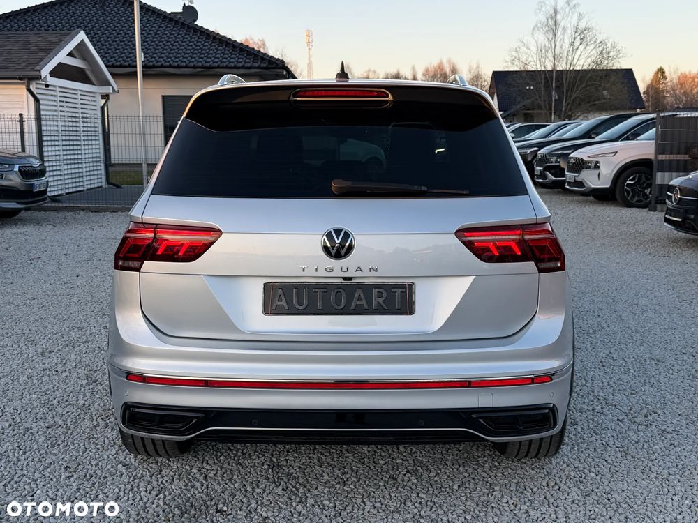 Volkswagen Tiguan - 16