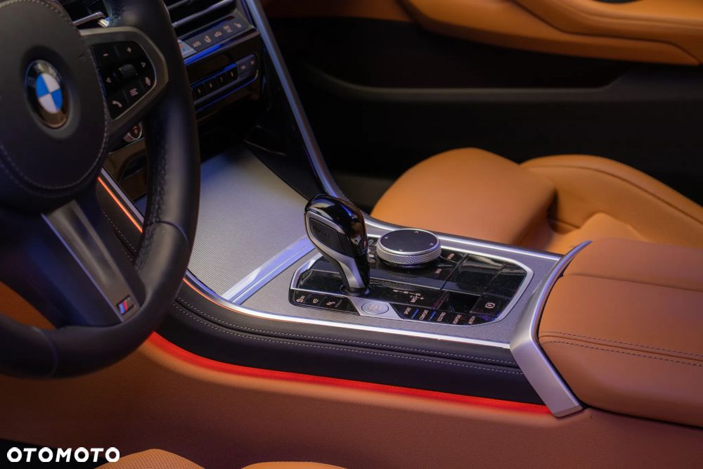 BMW Seria 8 - 5