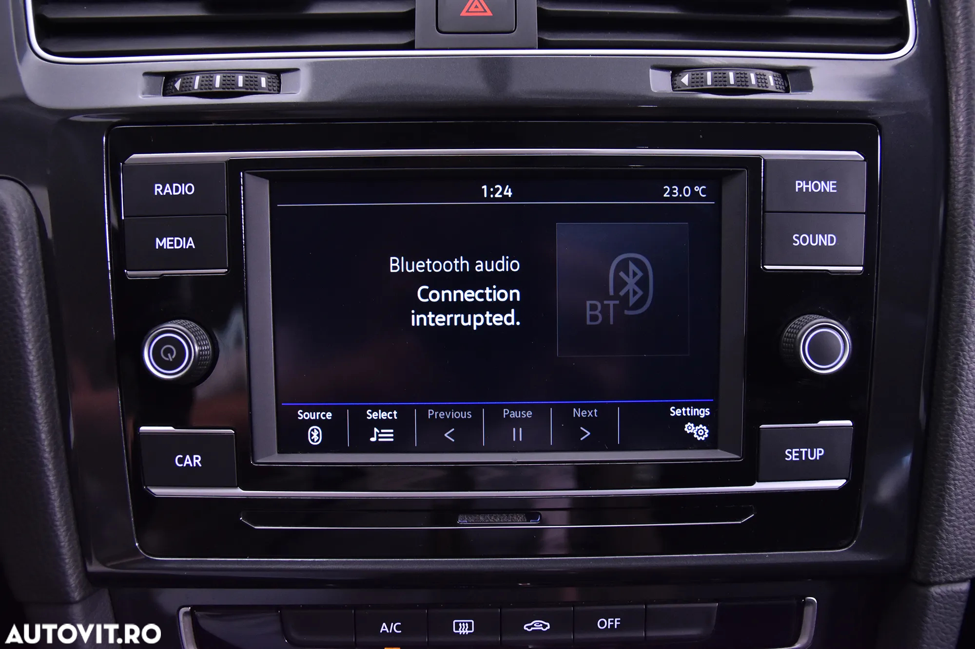 Volkswagen Golf - 18