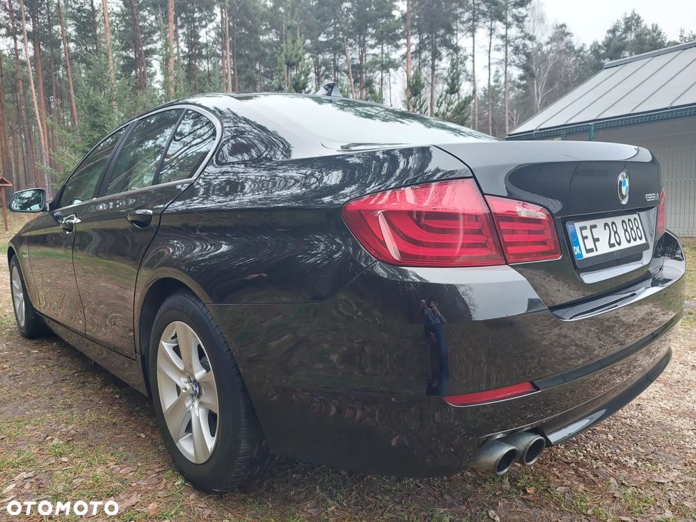 BMW Seria 5 528i Sport-Aut - 19