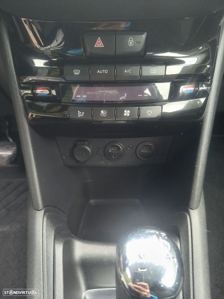 Peugeot 208 e-HDi 68 EGS5 Stop&Start Active - 17