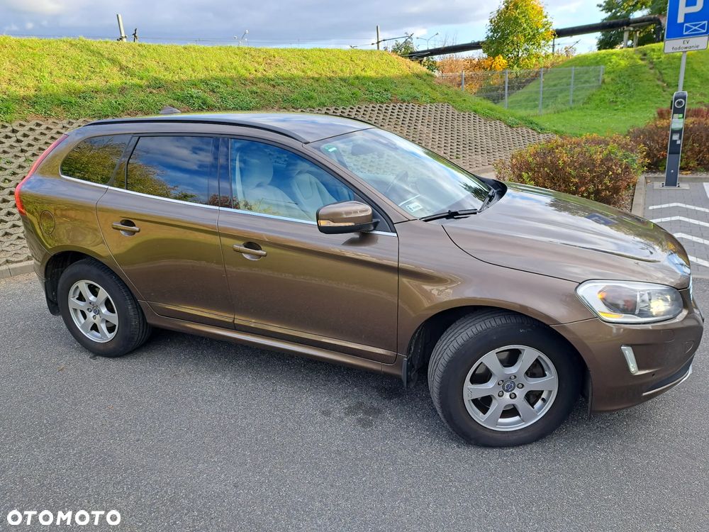 Volvo XC 60 D4 Drive-E Momentum - 6