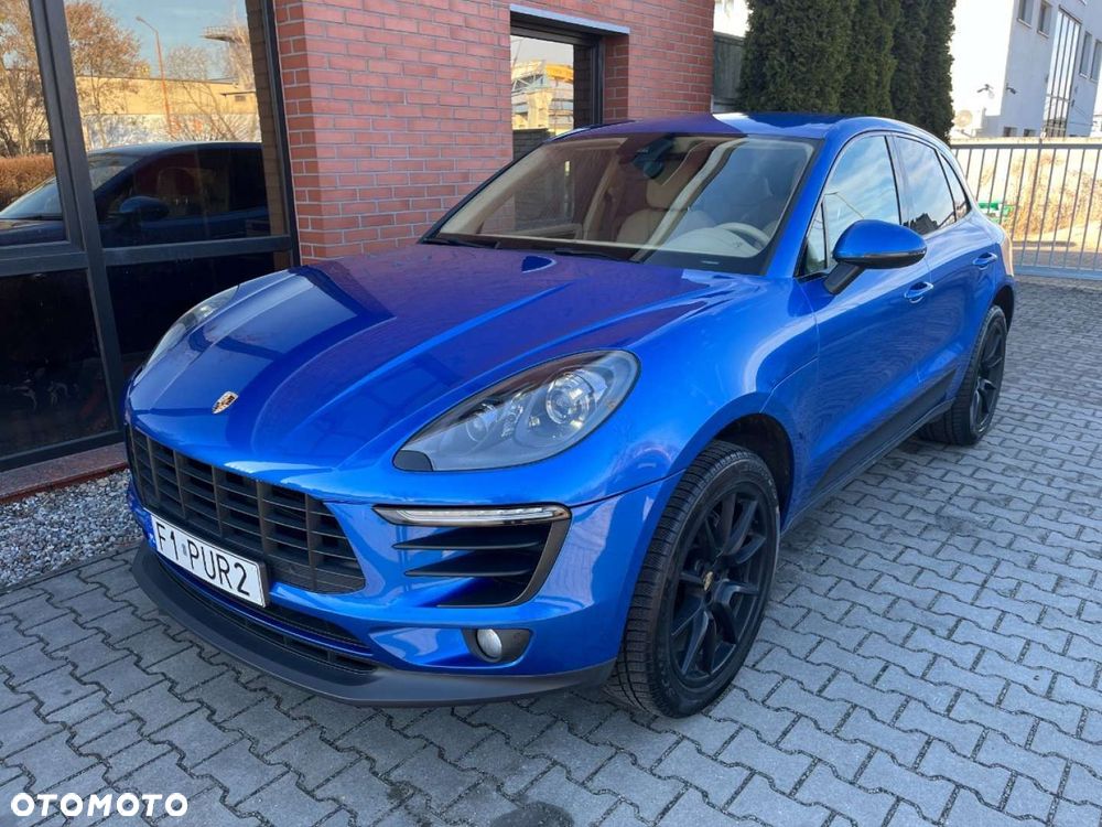 Porsche Macan - 1