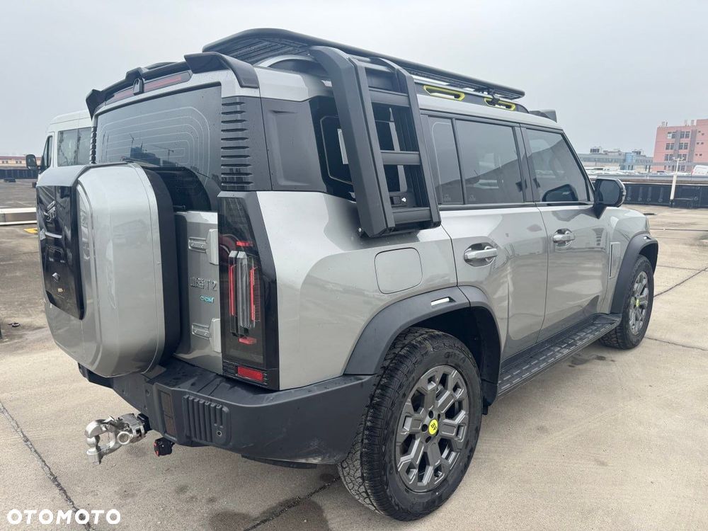 Jetour Traveller - 3