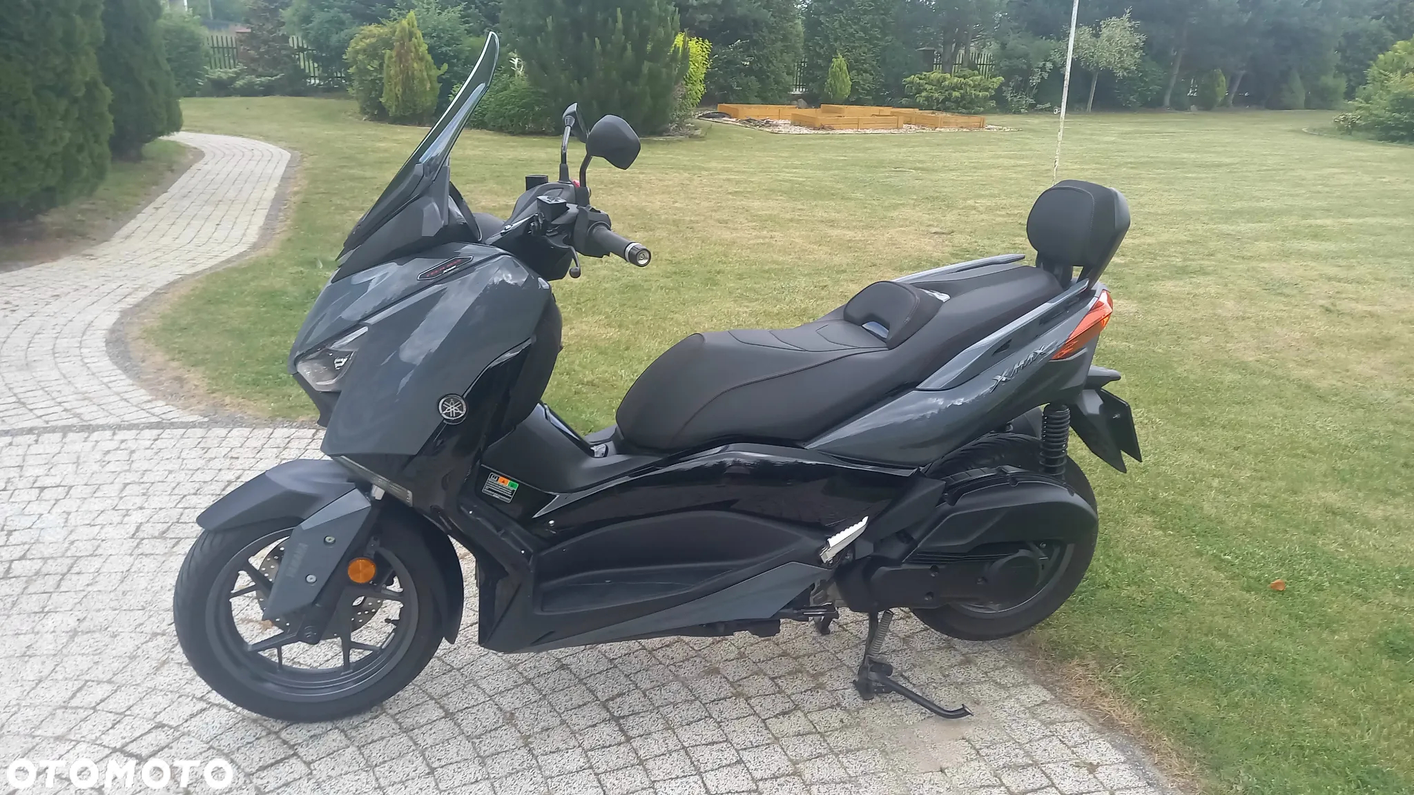 Yamaha X-max - 8