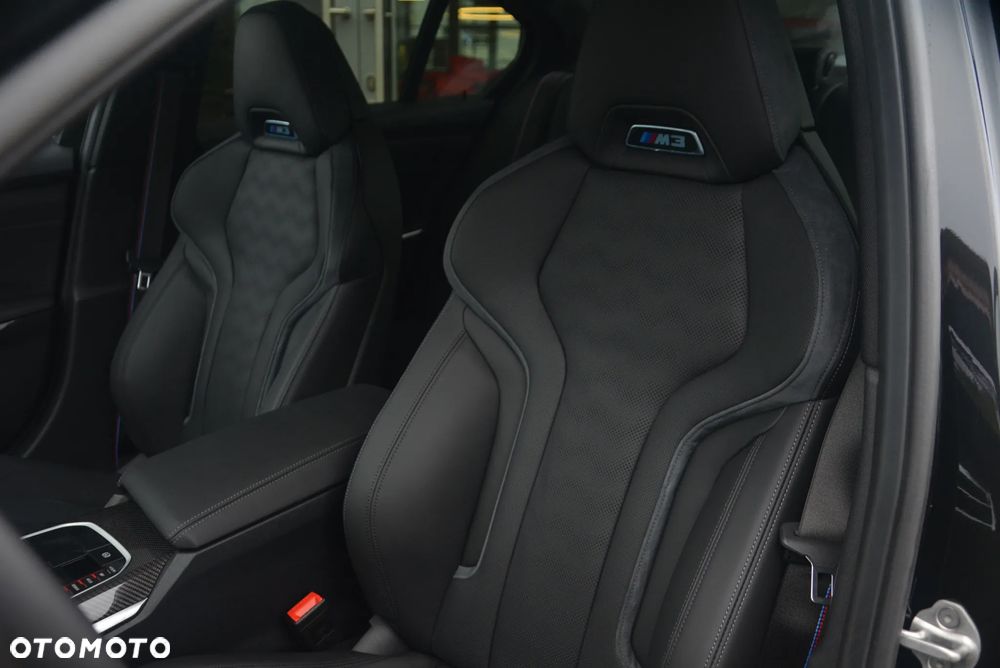 BMW M3 Competition M xDrive - 18