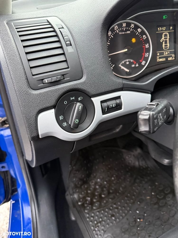 Skoda Octavia 1.6 TDI DPF DSG Active - 11