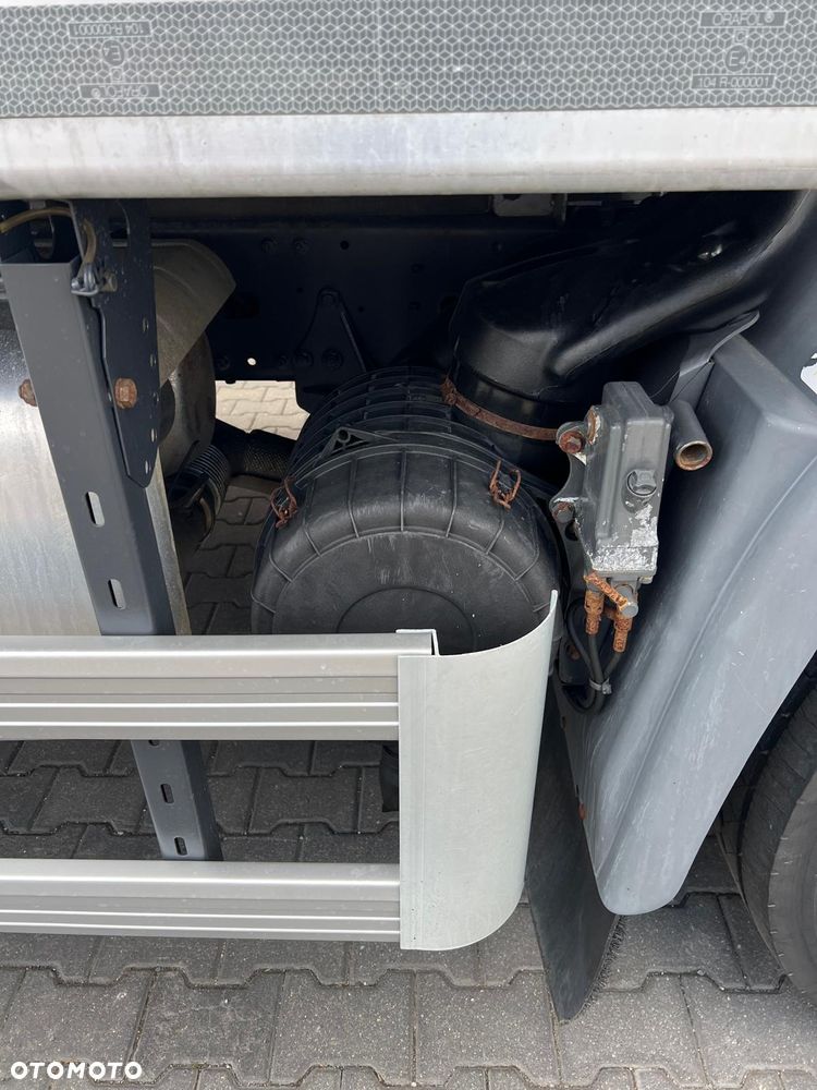 DAF LF 320 LF320 Kontener 18 ep 7,5 m winda sprowadzony wron-pol - 39