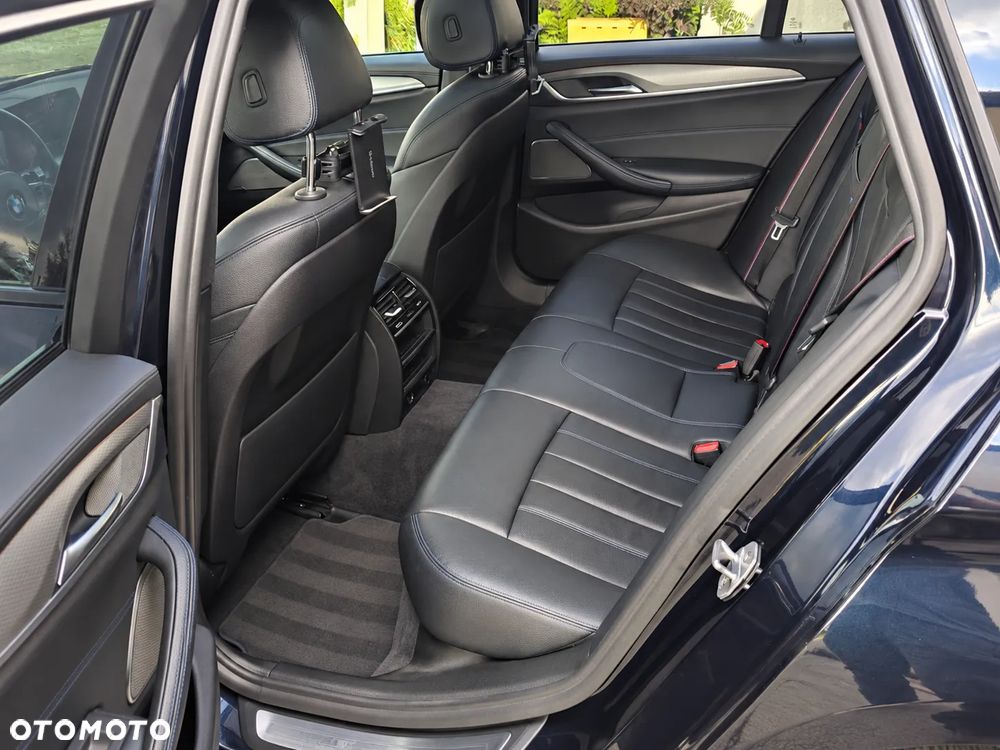 BMW Seria 5 540i xDrive M Sport sport - 24
