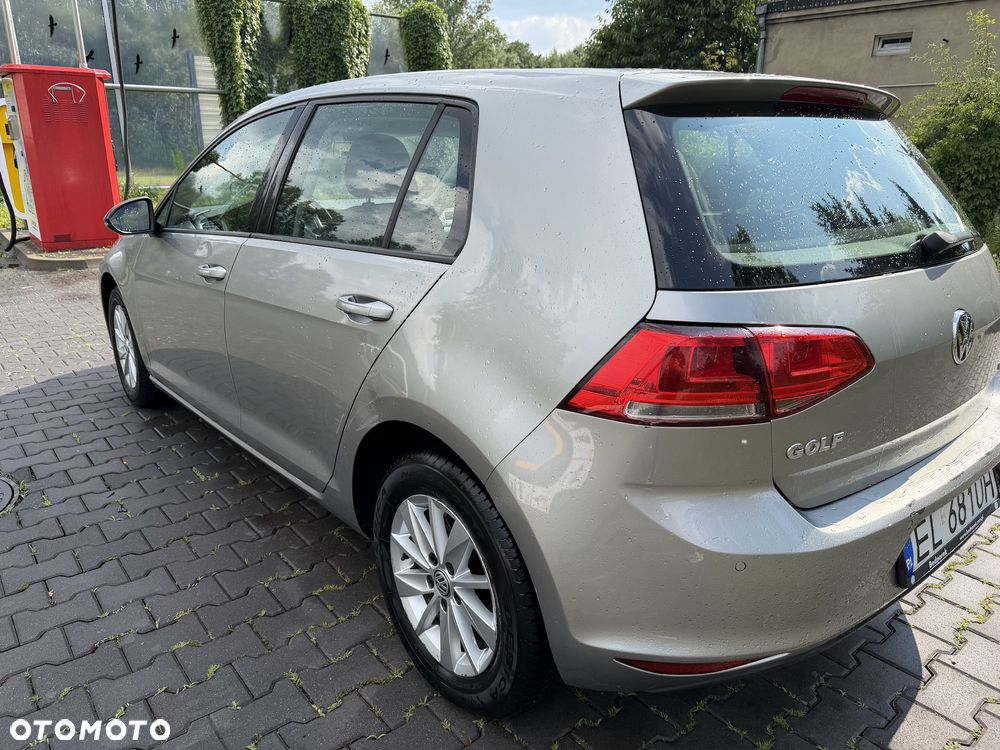 Volkswagen Golf 1.2 TSI BMT Trendline - 19