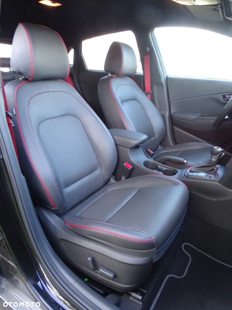 Hyundai Kona 1.6 T-GDI Premium 4WD DCT - 16