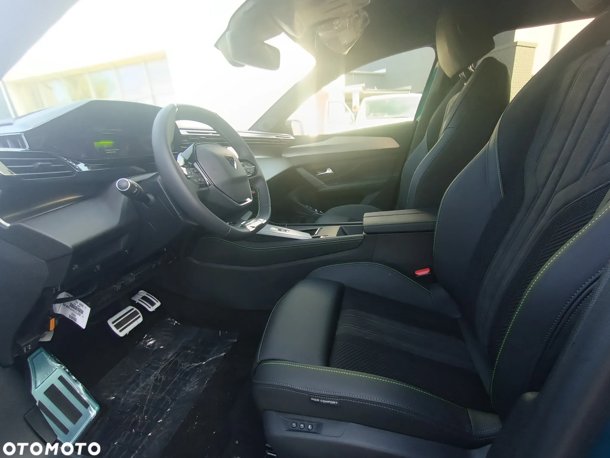 Peugeot 408 1.2 PureTech mHEV GT S&S e-DSC6 - 11