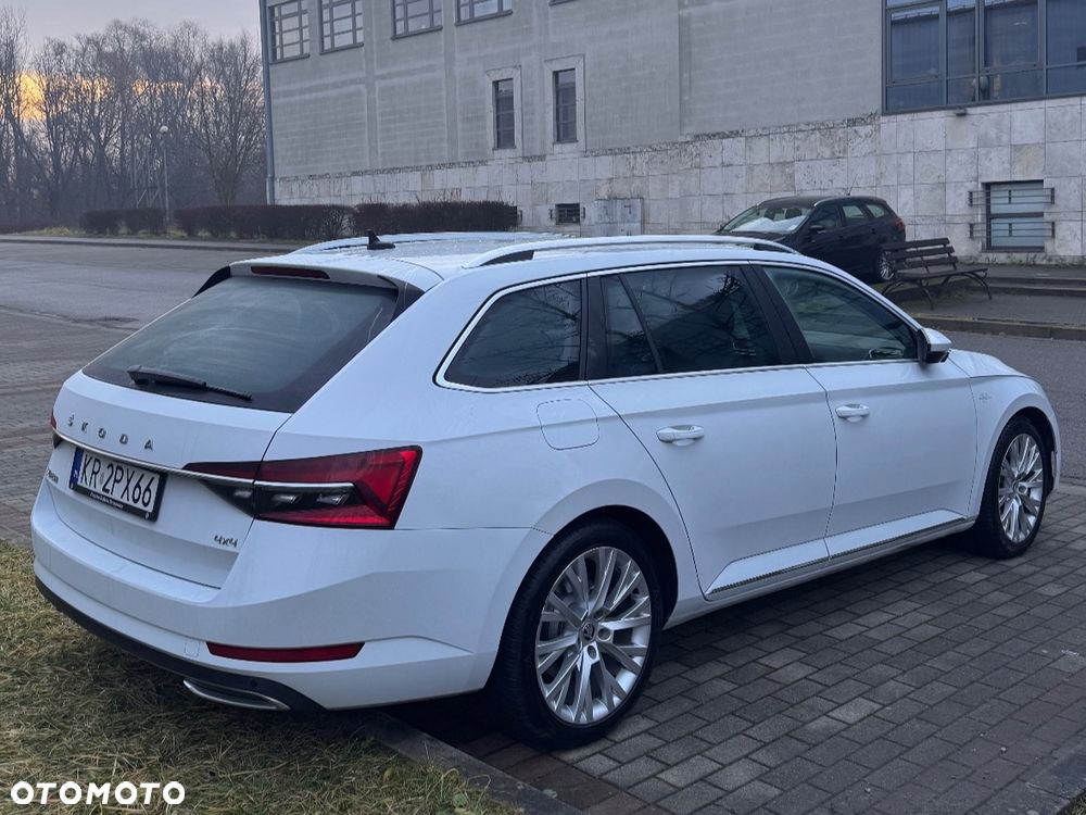 Skoda Superb 2.0 TDI SCR 4x4 L&K DSG - 4